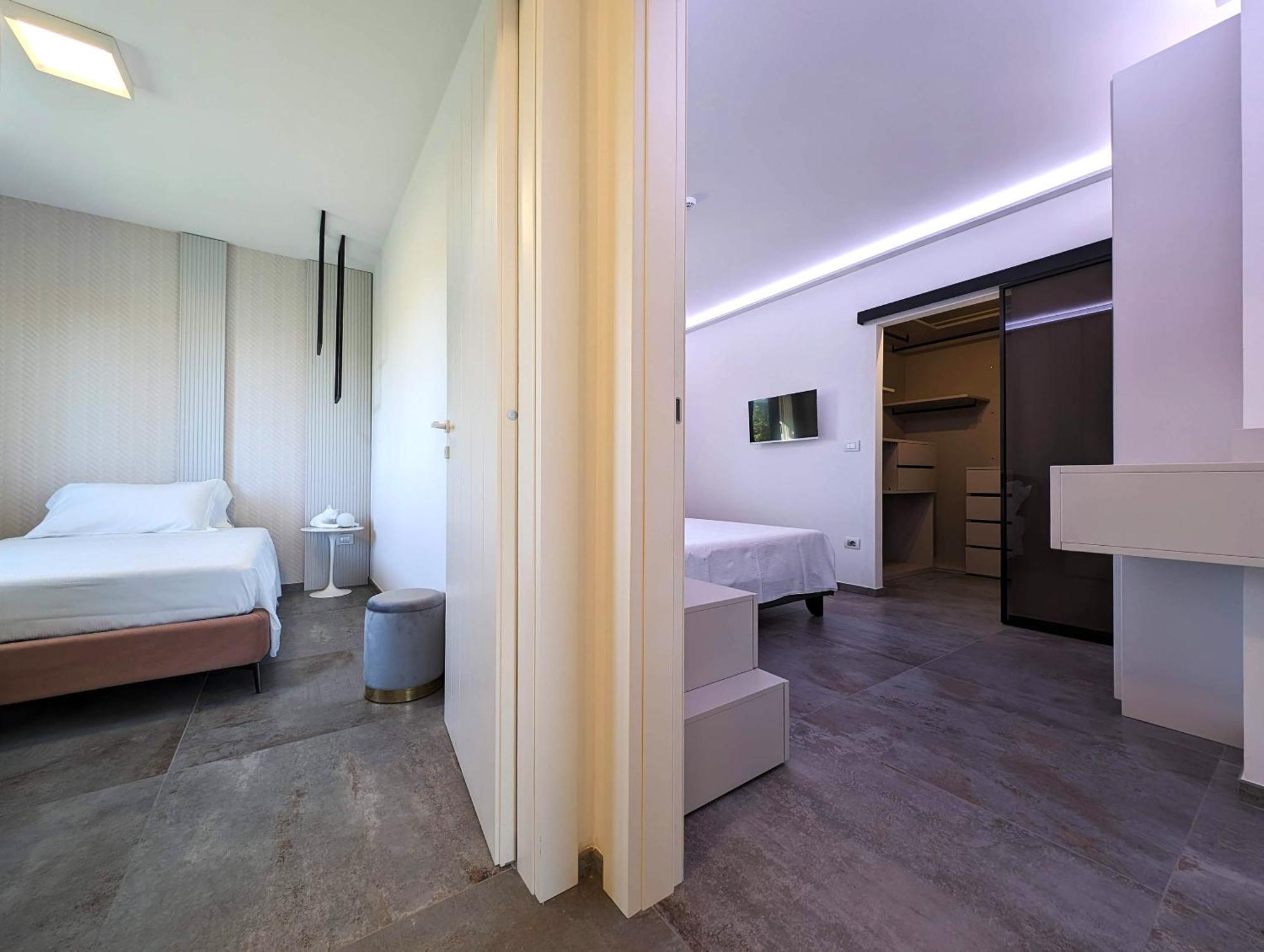 Alternative Relax Rooms By Oikia Vacanze Scorrano  Bagian luar foto