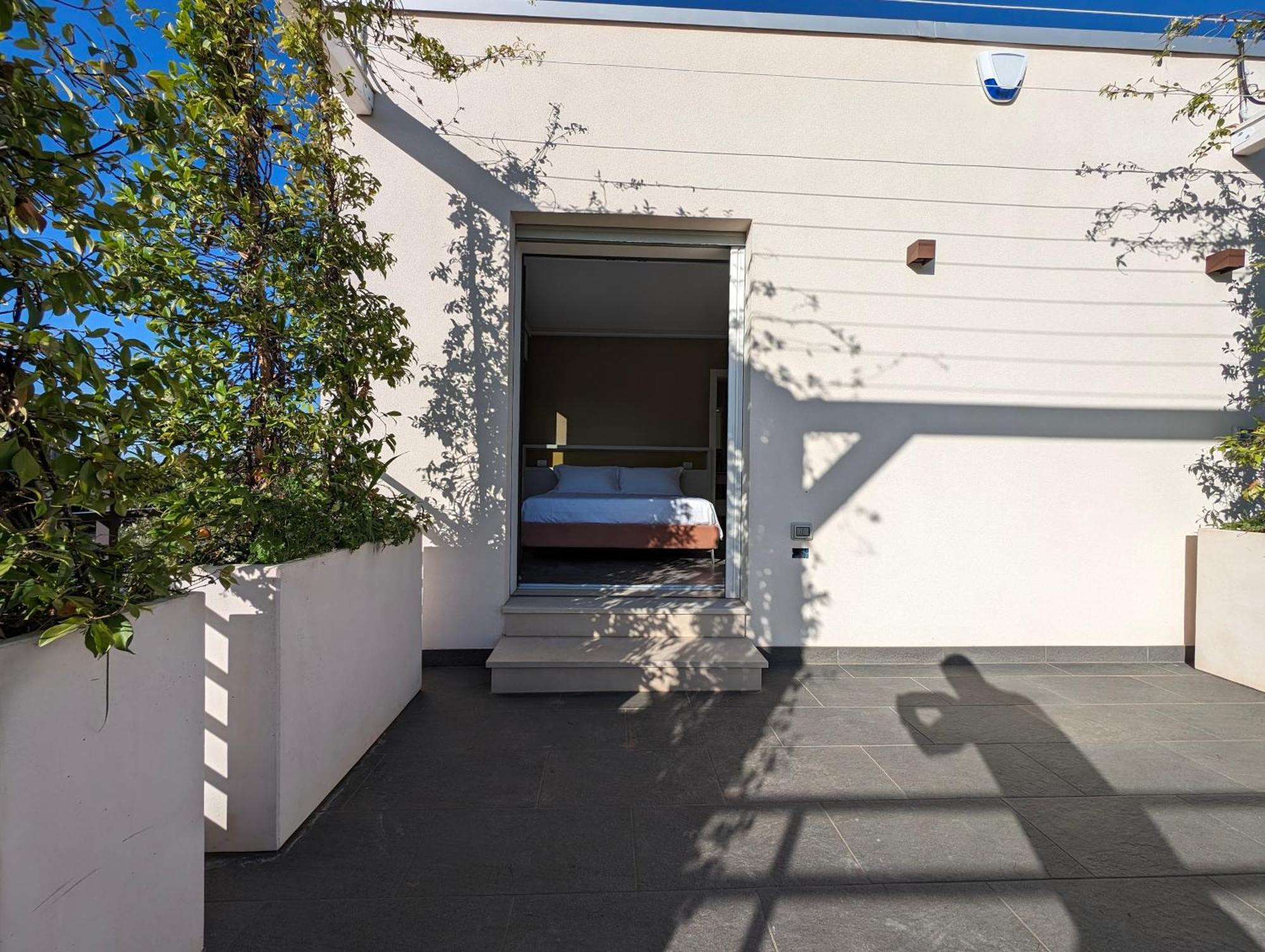 Alternative Relax Rooms By Oikia Vacanze Scorrano  Bagian luar foto