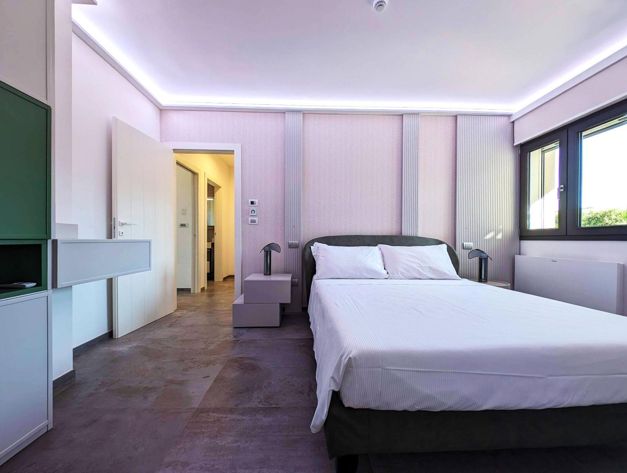 Alternative Relax Rooms By Oikia Vacanze Scorrano  Bagian luar foto