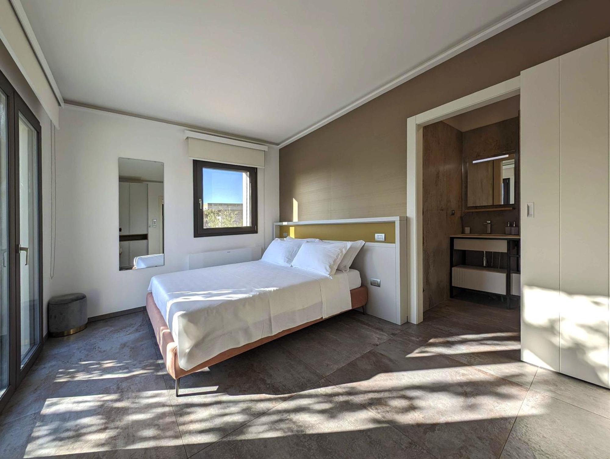 Alternative Relax Rooms By Oikia Vacanze Scorrano  Bagian luar foto